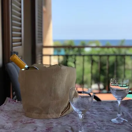 Kostas * Ierissós